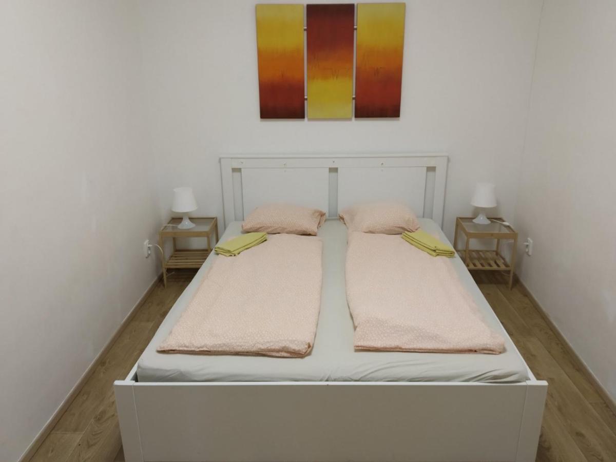 Apartmans In The Center With Privat Parking Apartment Brno Exterior photo
